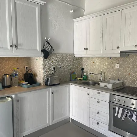 Folegandros-cliffhouse * Folegandros Town