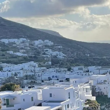 Holiday home Folegandros-cliffhouse
