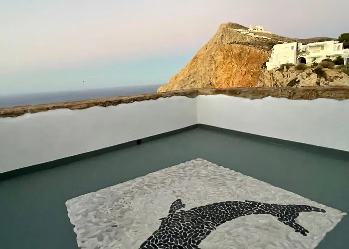 Folegandros-cliffhouse * Folégandros